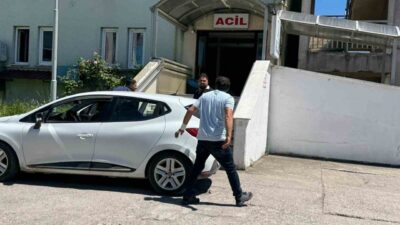 Zonguldak’ın Alaplı ilçesinde Kurban Bayramı’nın ilk gününde kurban kesimi sırasında