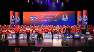 Selçuklu TEKNOSEL 2026 Teknoloji Festivali, geleceğin teknoloji dehalarının ödüllerini aldığı