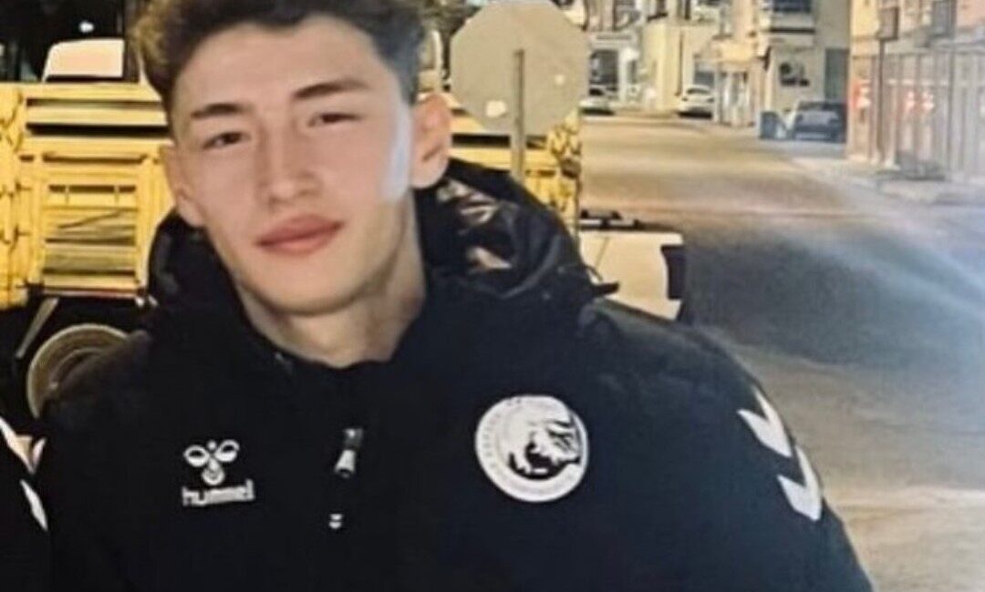 Ankara’da, Keçiören ilçesinin 16 yaşındaki genç futbolcusu Abdullah Sultanoğlu, motosikletiyle