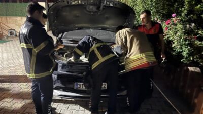 Antakya ilçesine bağlı Küçükdalyan Mahallesi’nde bulunan bir otomobilin motor bölümüne