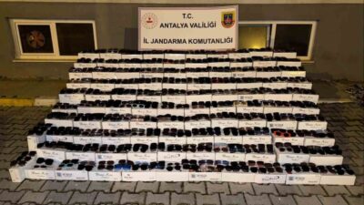 Alanya ilçesinde jandarma ekipleri tarafından bir iş yerinde yapılan aramada,
