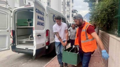 Antalya’nın Konyaaltı ilçesinde yaşanan acı olayda, Kazakistan vatandaşı bir kadın