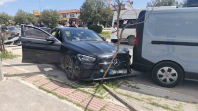 Antalya’nın Manavgat ilçesinde Ilıca Mahallesi Kumköy Cumhuriyet Bulvarı’nda meydana gelen