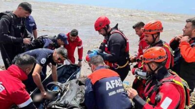 Hatay’da, AFAD ve itfaiye ekiplerinin yürüttüğü çalışmalar sonucunda Asi Nehri