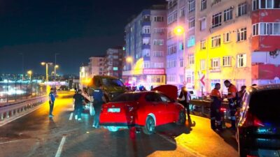 D-100 karayolunda meydana gelen zincirleme kazada, yolun ortasında arıza yapan