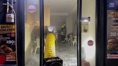 Efeler ilçesindeki bir iş yerinde meydana gelen yangın panik yarattı.