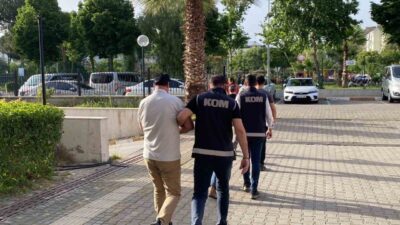 Aydın’ın Nazilli ilçesinde yapılan operasyonda doktorun da bulunduğu 4 şüpheli,
