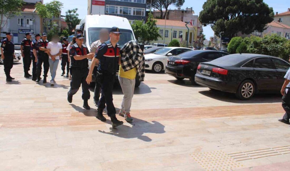 Aydın’da, Jandarma ekipleri tarafından gerçekleştirilen yasadışı bahis operasyonu sonucunda yakalanan