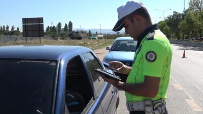 Balıkesir’de polis ekipleri uyuşturucu, kaçakçılık ve trafik alanlarında geniş çaplı