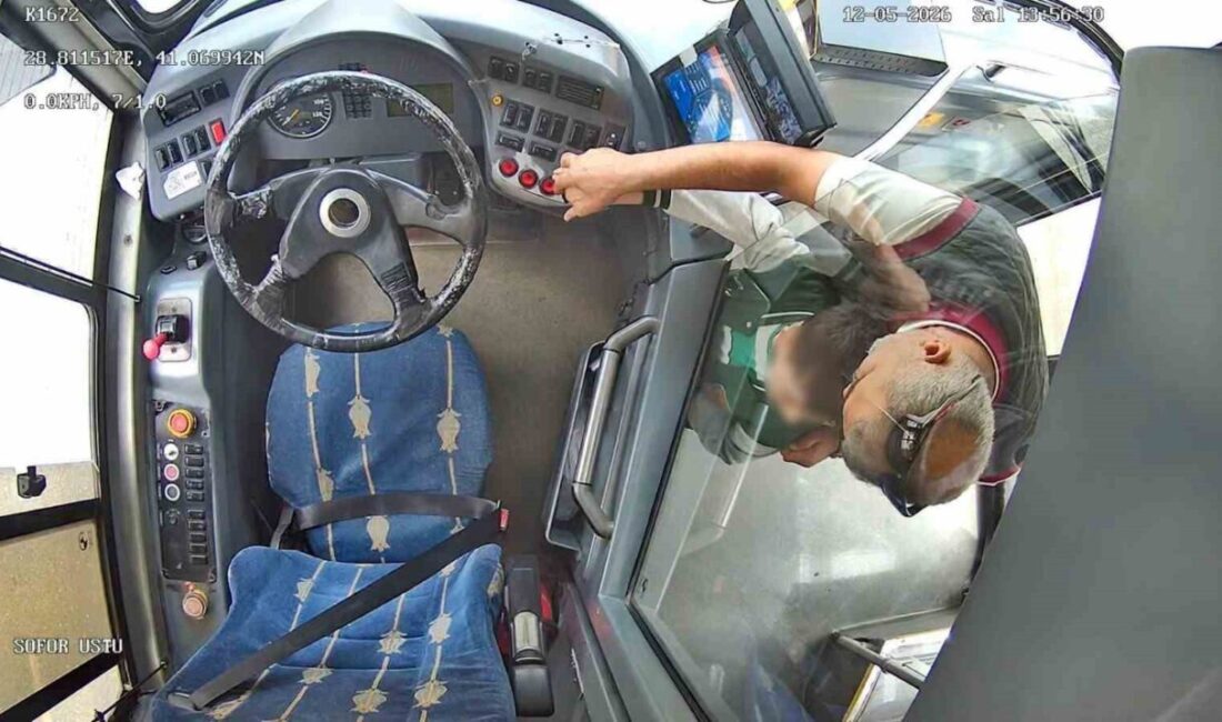 Başakşehir ilçesinde bir markette annesinden ayrılarak kaybolan ve İETT otobüsüne