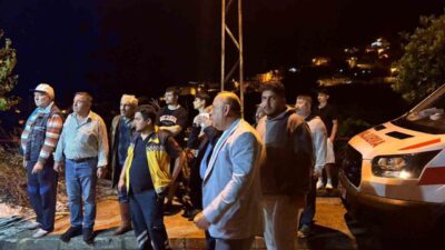 Aydın’ın Bozdoğan ilçesindeki bir ev yangını, itfaiye ekiplerinin uzun uğraşları