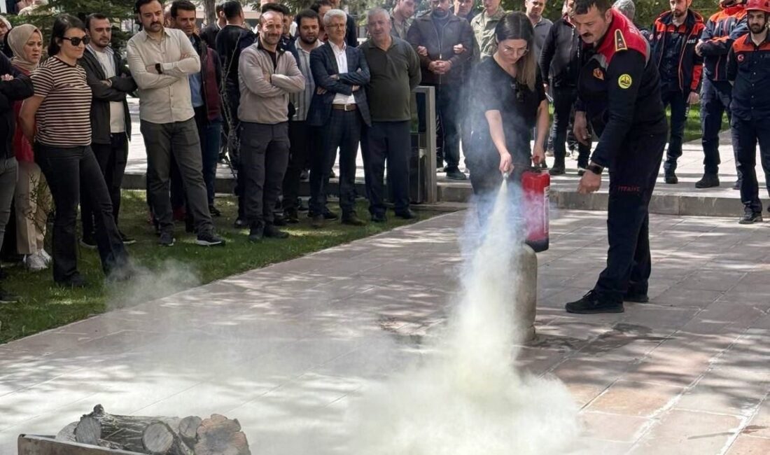 Bayburt Adliyesi personeline yangınla mücadele ve doğru müdahale teknikleri konusunda