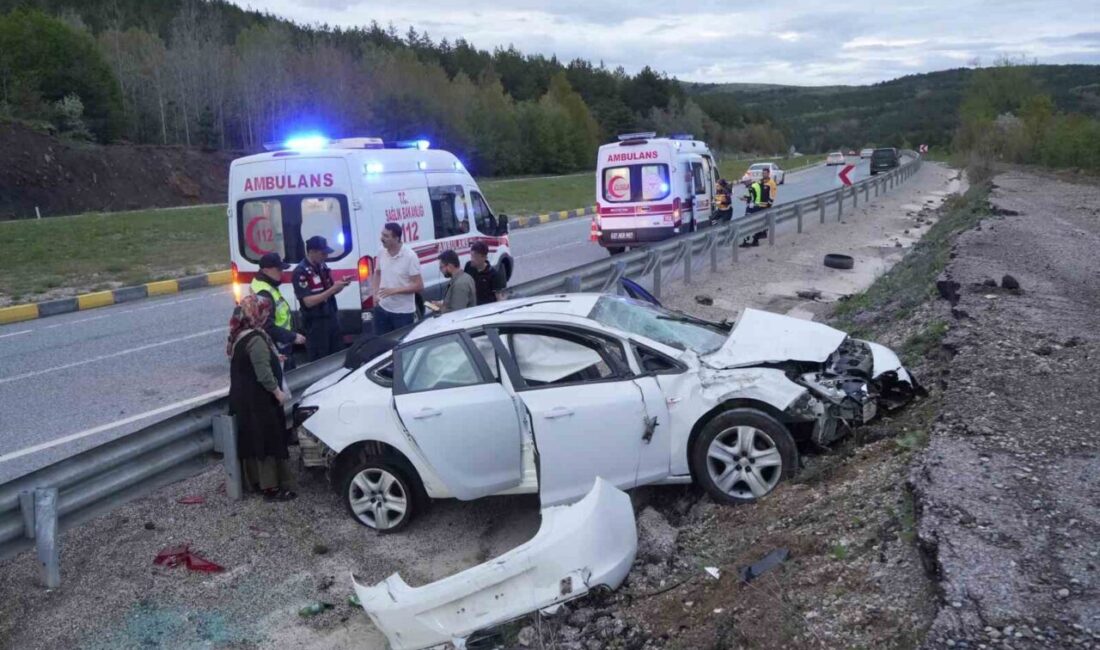 Kastamonu’da meydana gelen trafik kazasında bir aracın lastiği patlayarak takla