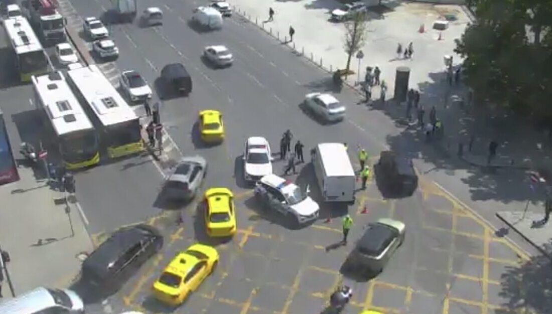 Beşiktaş’ta meydana gelen trafik kazasında, bir ticari aracın çarptığı kadın