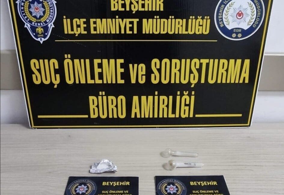 Beyşehir İlçe Emniyet Müdürlüğü ekipleri, Konya’nın Beyşehir ilçesinde uyuşturucu operasyonu