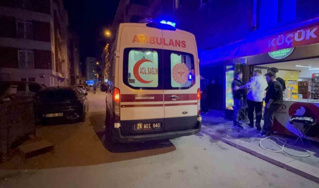 Eskişehir’de bir bıçakla kavga sonucu 16 yaşındaki bir çocuk yaralandı.