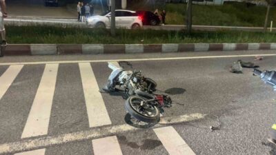 Bilecik’te meydana gelen trafik kazasında, bir motosiklet sürücüsü otomobil çarpması