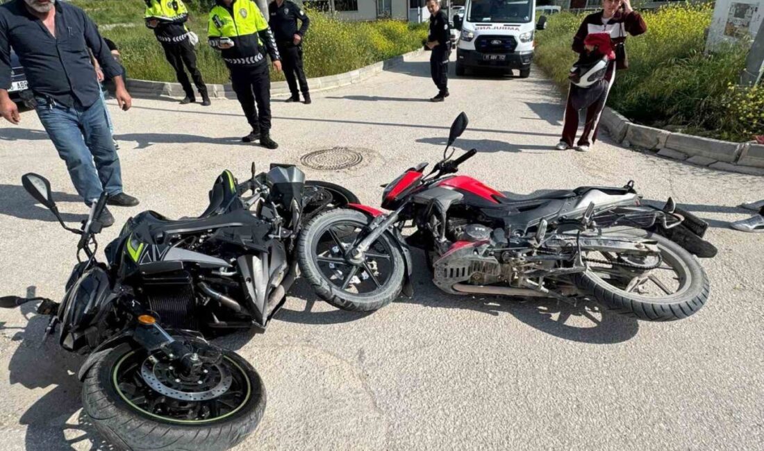 Bilecik’te meydana gelen trafik kazasında iki motosikletin çarpışması sonucunda 2