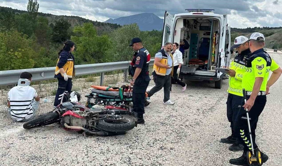 Bilecik’in Gölpazarı ilçesinde yaşanan bir motosiklet kazasında bir kişi yaralandı.