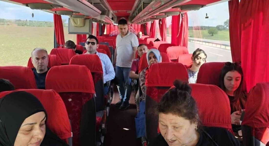 Bilecik’te şehirlerarası bir yolcu otobüsünde, jandarma trafik ekipleri tarafından sivil