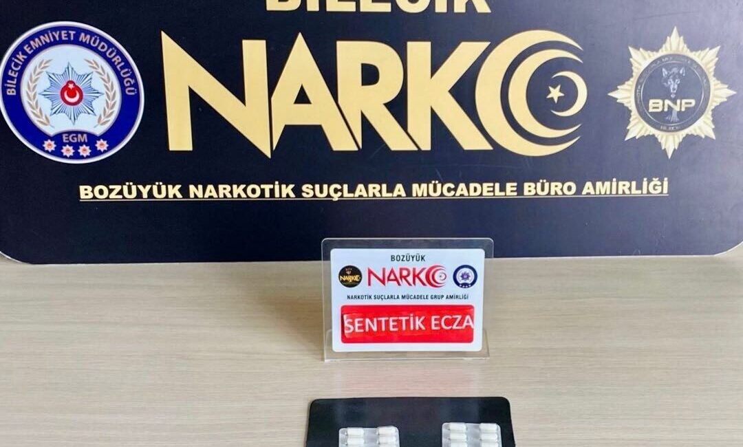 Bilecik’in Bozüyük ilçesinde gerçekleştirilen bir uyuşturucu operasyonunda bir kişi gözaltına