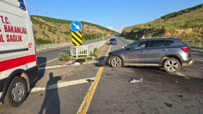 Bingöl’de meydana gelen bir kazada, otomobilin köprü korkuluklarına çarpması sonucunda