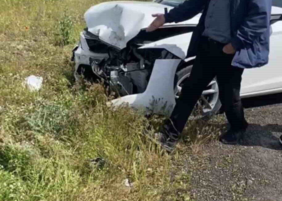 Bir kişinin yaralandığı zincirleme trafik kazası, Bingöl’ün merkezindeki Kervansaray mevkiinde
