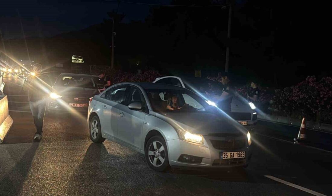 Bodrum ilçesinde, 9 günlük Kurban Bayramı tatilinin başlamasıyla birlikte giriş