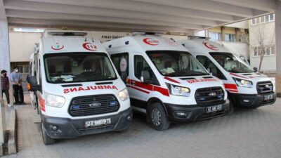 Elazığ’ın Karakoçan ilçesinde, tabanca ile oynarken 19 yaşındaki bir genç,