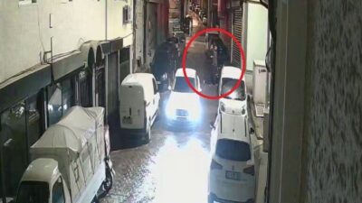 Bursa’nın Yıldırım ilçesinde yaşanan üzücü bir olayda, aralarında husumet bulunan