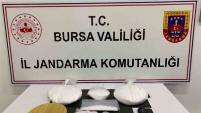 Bursa’nın Yıldırım ilçesinde gerçekleştirilen uyuşturucu operasyonunda 2 kilo 355 gram