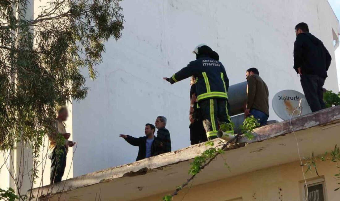 Manavgat, Antalya ilçesinde gerçekleşen bir olayda, 2 katlı bir binanın