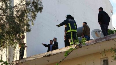 Manavgat, Antalya ilçesinde gerçekleşen bir olayda, 2 katlı bir binanın