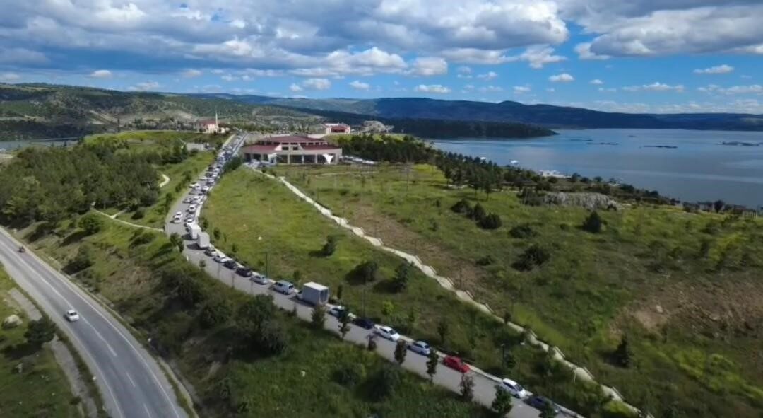 Çekerek ilçesinde bulunan Millet Bahçesi, hafta sonunda büyük ilgi gördü.
