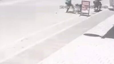 Adana’da yaşanan olayda, çocuğuna sokak ortasında şiddet uyguladığı iddiasıyla gözaltına