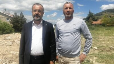 Gelendost ilçesine bağlı Yaka köyünde, yıkımı gerçekleştirilen bir metruk evin