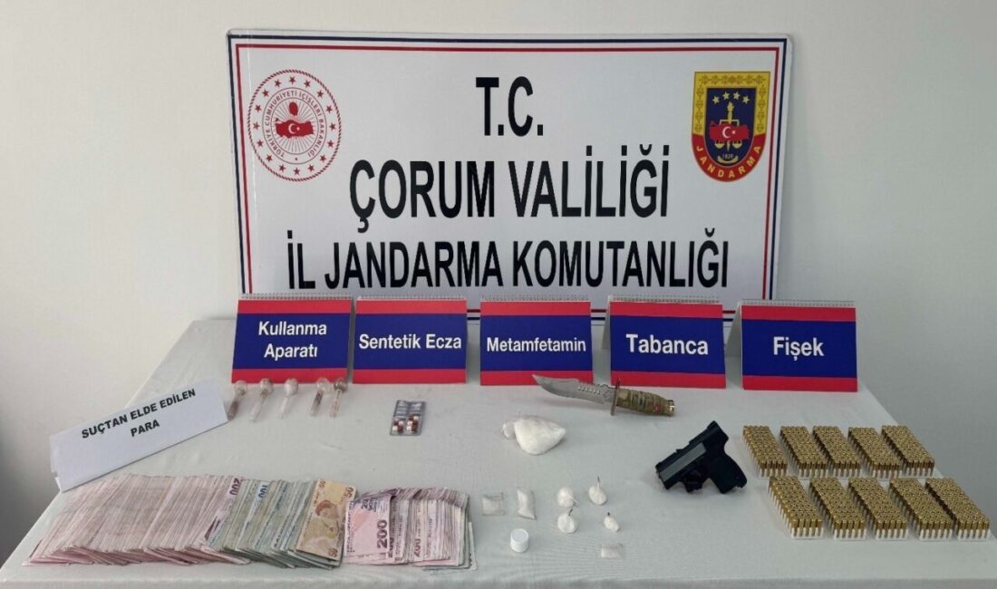 Çorum’da jandarma ekipleri tarafından düzenlenen bir operasyonda, uyuşturucuyla bağlantılı oldukları