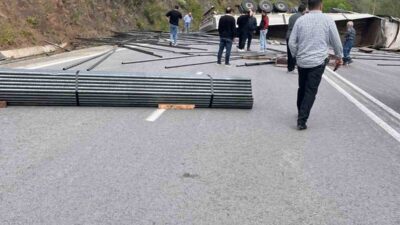 Zonguldak’ın Karadeniz Ereğli ilçesinde Organize Sanayi Bölgesi (OSB) yolunda meydana
