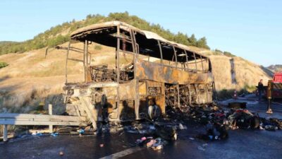Denizli-Aydın Otoyolu Sarayköy ilçesinde meydana gelen trajik olayda, sabaha karşı