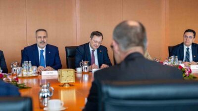 Türkiye’nin Dışişleri Bakanı Hakan Fidan, Almanya Başbakanı Friedrich Merz ile