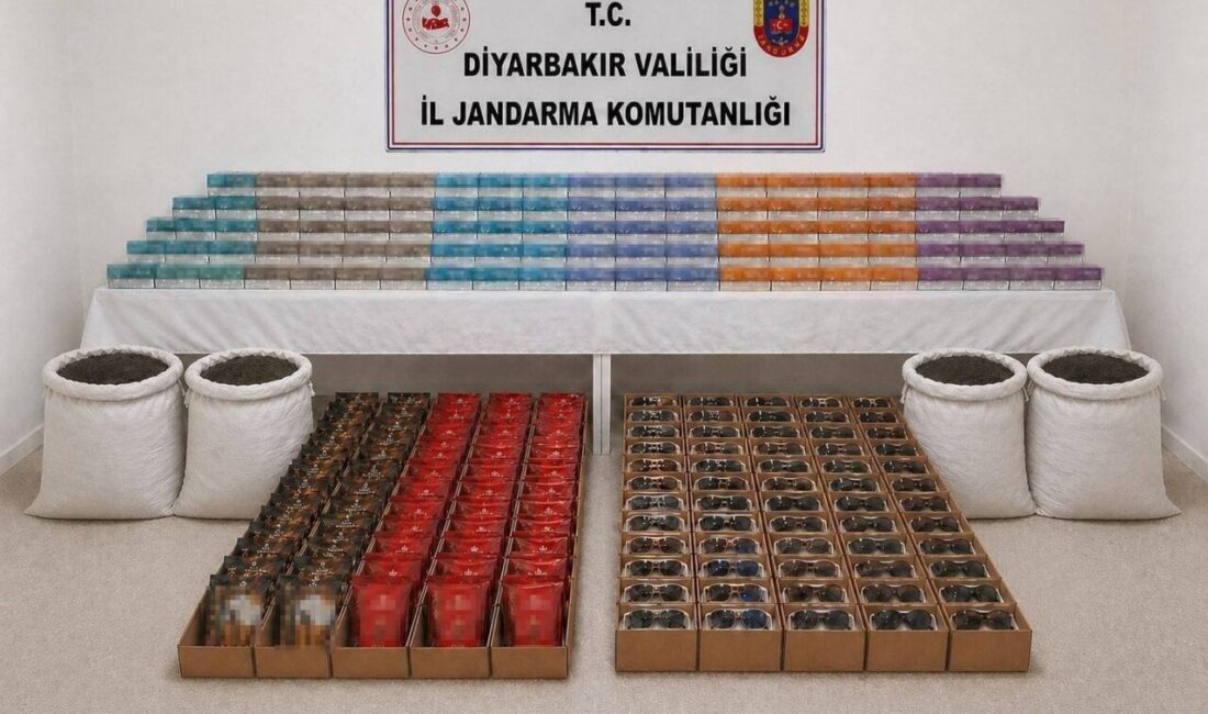 Diyarbakır’da Jandarma ekipleri tarafından gerçekleştirilen kaçakçılık operasyonlarında toplamda 58 şüpheli