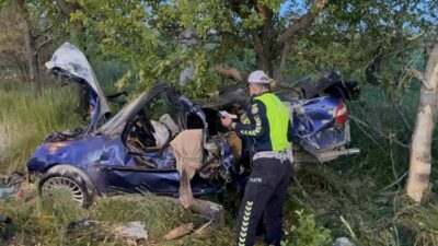 Karaman’da bir düğün konvoyu sırasında meydana gelen trafik kazasında bir