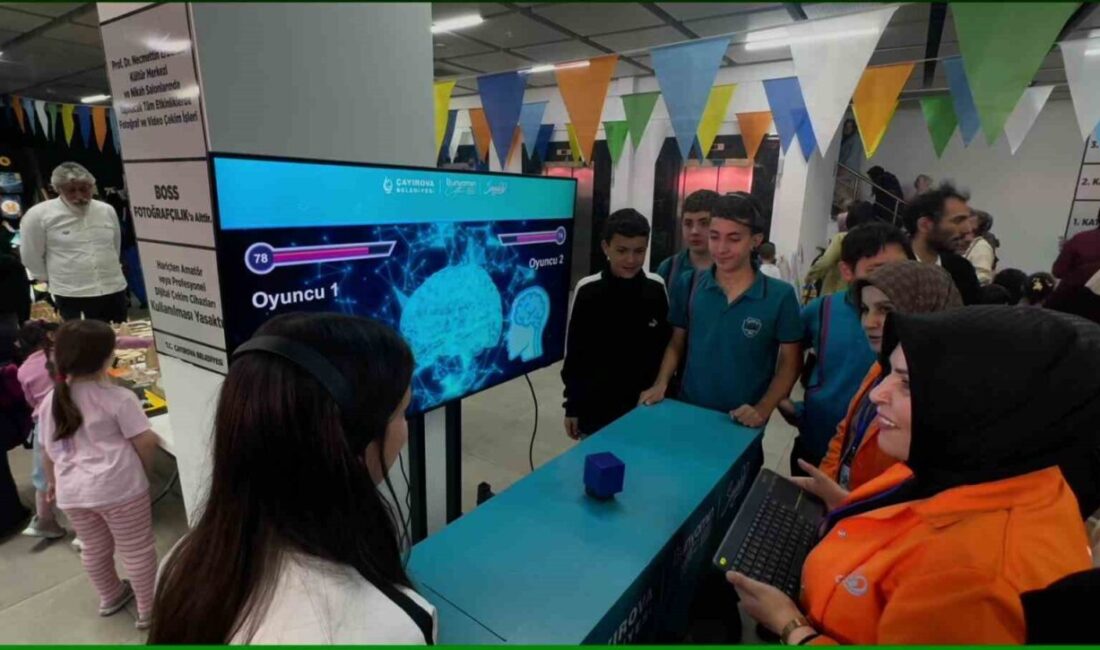Kocaeli’nin Çayırova ilçesinde düzenlenen Bilim Şenliği’nin ikincisi başladı. 4 gün