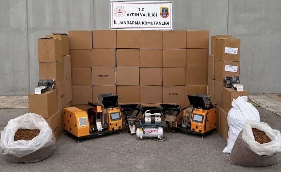 Aydın’ın Efeler ilçesinde gerçekleştirilen bir ikamet ve iş yeri aramasında