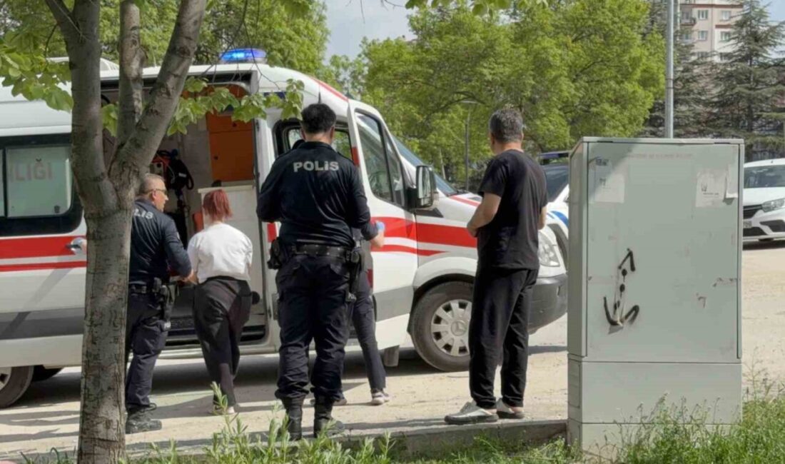 Eskişehir’de yaşanan bıçaklı kavga sonucunda 3 kız çocuğu yaralandı. Olay,