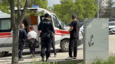 Eskişehir’de yaşanan bıçaklı kavga sonucunda 3 kız çocuğu yaralandı. Olay,