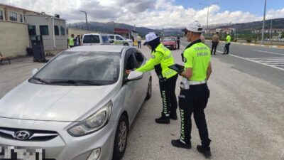 Erzincan’da sivil otobüslerde Kurban Bayramı tedbirleri kapsamında denetlemeler yapıldı. Bölge