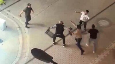 Esenyurt ilçesinde yabancı uyruklu 3 kişi arasında çıkan kavga, mahalle