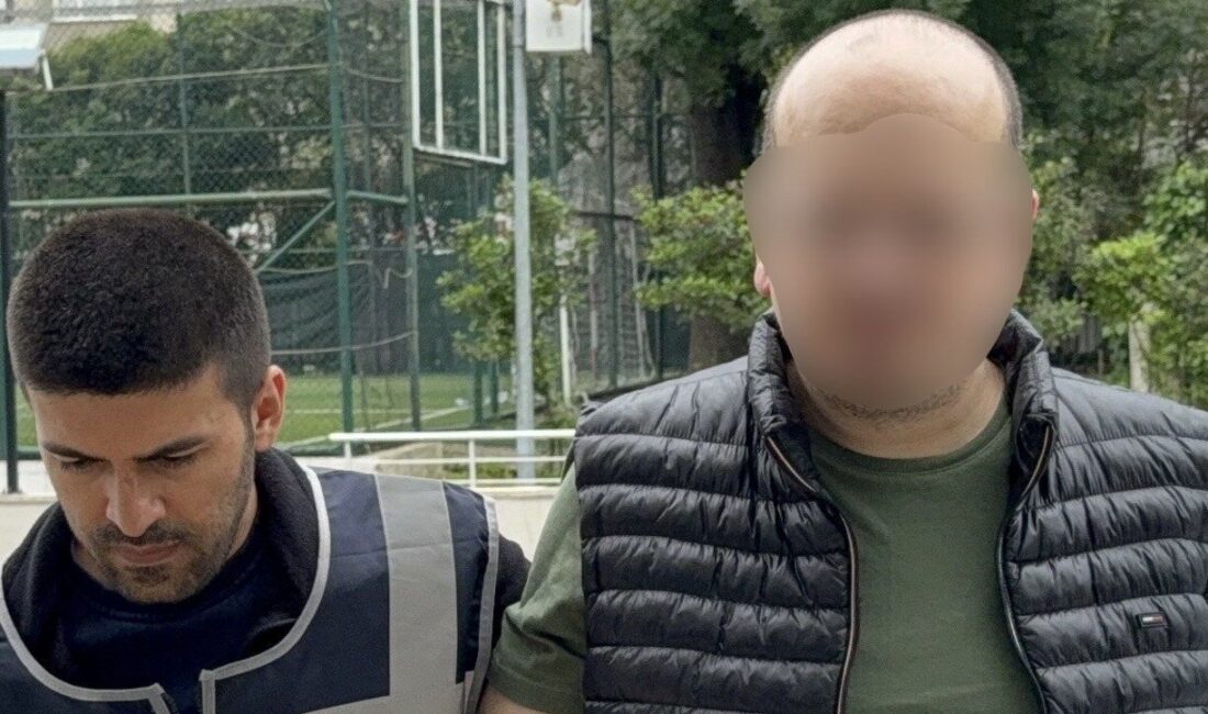 Samsun’un İlkadım ilçesinde bir kişinin eşini ve oğlunu tehdit ettiği