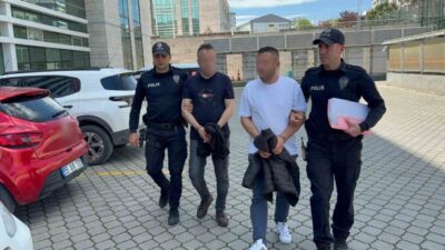 Tekkeköy ilçesindeki olayda eski bir çalışanın iş yerine gelerek silahla